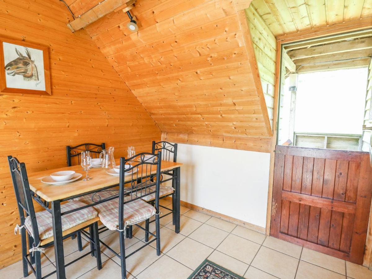 The Loft Apartment Llangunllo Exterior foto