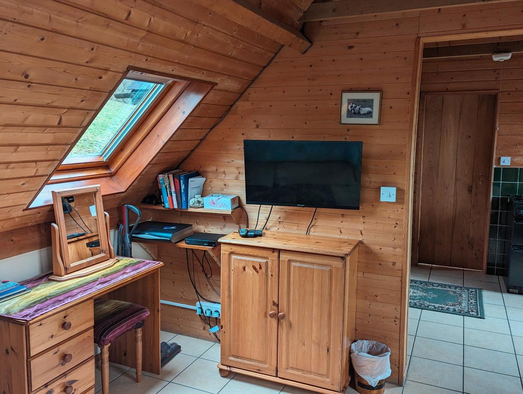 The Loft Apartment Llangunllo Exterior foto